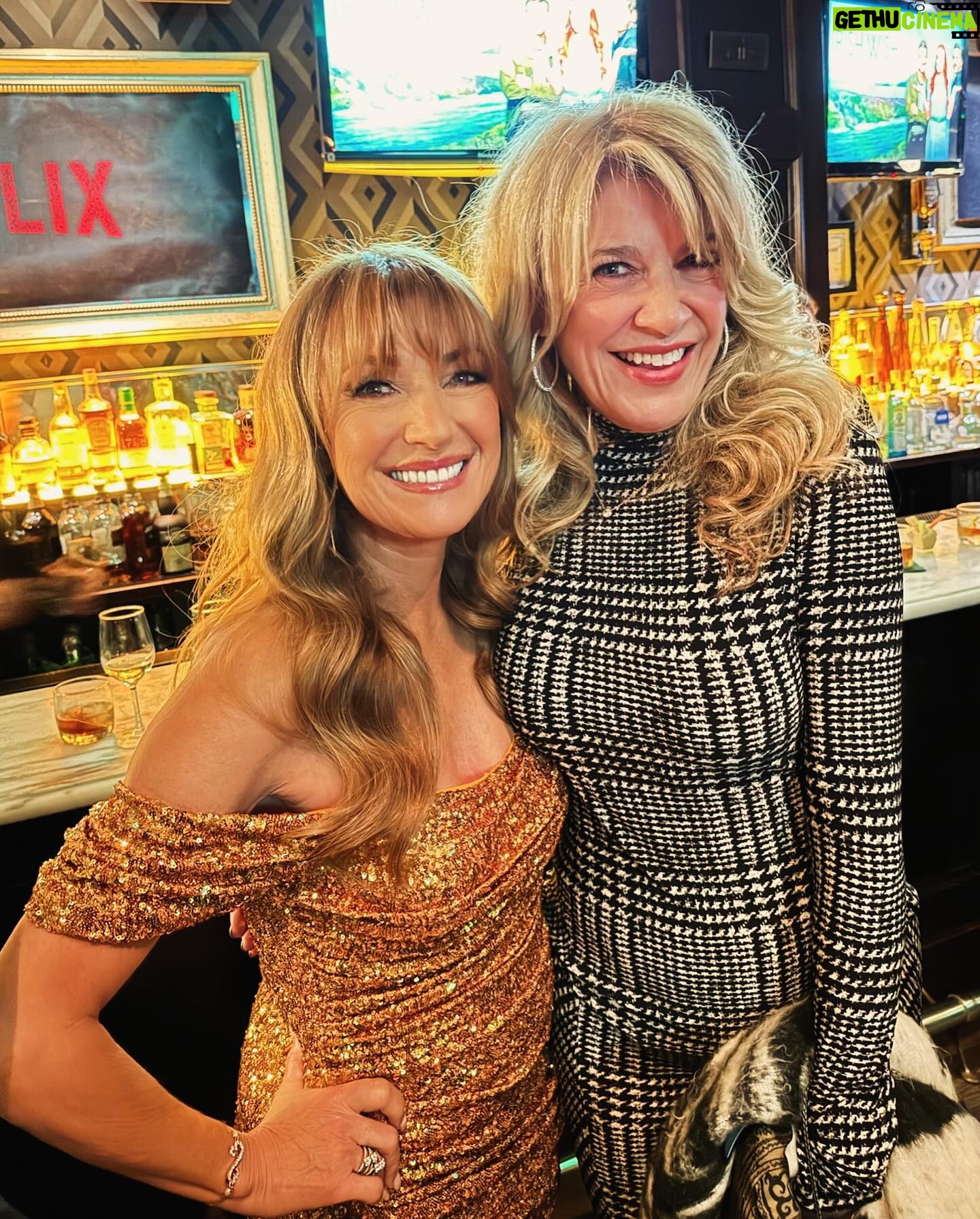 Jane Seymour - 4.6K Likes - Sláinte! 💚 Had a great time at the #IrishWish premiere! Here are some after party pics with @lindsaylohan and @aliana, @janeendamian (our talented director), and the whole Lohan crew! Mark your calendars for March 15th! @netflixfilm