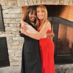Jane Seymour Instagram - Girls night! 🤩 @nardosdesign came over last night and we had the best time. We chatted a bit about everything and bonded over the great dress she made for The Oscars! ⭐️ Such incredible talent!