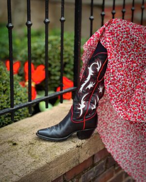 Jane Seymour Instagram - Introducing The “Open Hearts by Jane Seymour®” our collaboration with Dixon Boots! 🤠 It is a timeless limited edition cowgirl boot designed by… me!⁣
⁣
Inspired by my personal journey of heartbreak, healing and discovery, these boots carry the powerful message of the Open Hearts philosophy. A beacon of hope, resilience, and the beauty of maintaining an open heart through life’s trials and triumphs.⁣
⁣
In this special release of only 100 limited edition boots, 20 lucky buyers at random will receive⁣
“The Open Hearts by Jane Seymour® Boots” personally signed by me.⁣
⁣
With every purchase, you have the chance to receive an autographed meaningful piece of art crafted to last a lifetime.⁣
⁣
Pre-Order yours today at JaneSeymour.com!