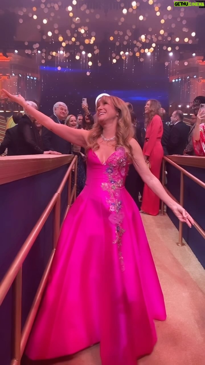 Jane Seymour - 4.7K Likes - Wow, what an unforgettable night hosting the @horatioalgerassociation ceremony! Such an incredible honour. 🤩 🙏
The Horatio Alger Association of Distinguished Americans is a nonprofit organization that aims to support young people in overcoming adversity and achieving success through educational scholarships, mentorship programs, and recognition of outstanding individuals who have succeeded despite facing significant challenges.
By providing financial assistance, mentorship, and recognition, the organization empowers individuals to pursue their academic and career goals, fostering a sense of resilience and determination in the face of obstacles.
👗: @nardosdesign