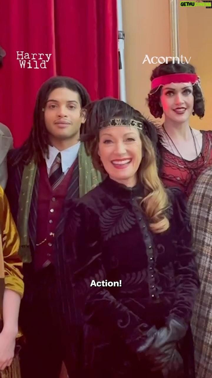 Jane Seymour Instagram - When dealing with darker subject matter, it’s important to keep the mood light! #HarryWild