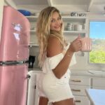 Janelle Pierzina Instagram - Just an island girl 🏝 Loving the new fridge for my cottage. It goes perfectly. @bigchillappliances @periwinklecottagecoralbay