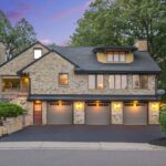 Janelle Pierzina Instagram - I’m hosting an open house from 1-3pm today! 💫2847 Yosemite Ave 💫 This home is STUNNING and I’d love to meet you! 4 beds 3 baths 4 stall garage $799,000