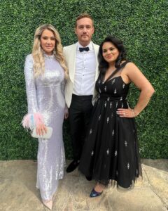 Janelle Pierzina Instagram - Hanging with my favorite Faithfuls at the E! Brunch at the Oscars 🥰 @peacock #thetraitorsus Makeup 💄 @TheQgroupLA 💃🏼😘
