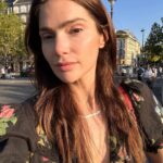 Janet Montgomery Instagram - I had the best facial of my life yesterday and of course it was in Paris. No fancy machines or gimmicks just @barbarasandfacialiste and her magical touch. I opted for the Kobido facial and the results are glowy, lifted nearly goddamn perfect skin. Thank you @violette_fr for the introduction. I do love a woman willing to share their skincare secrets! #kobido #facial #glowup