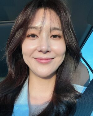 Jang Ga-hyun Instagram - 일일 매니저 땡큐 😘