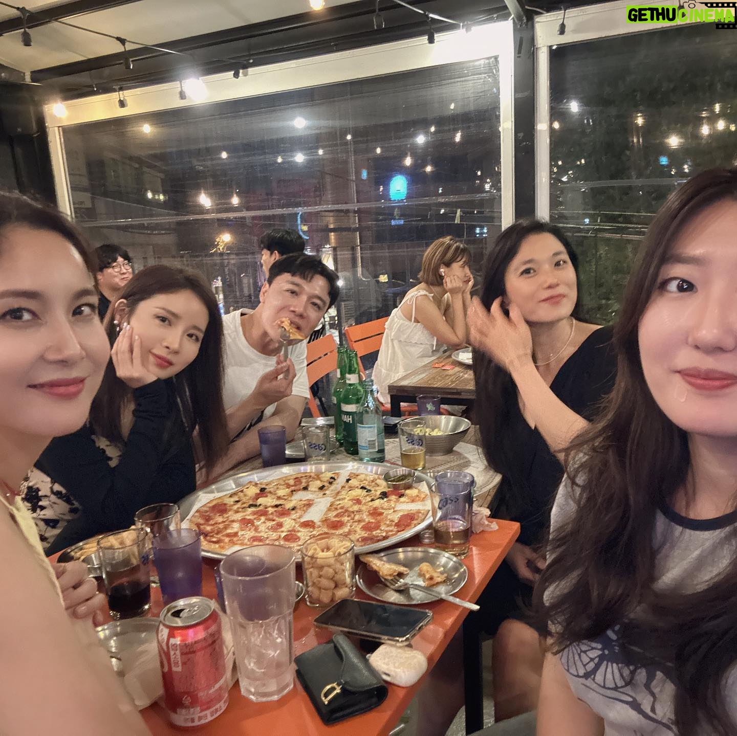 Jang Ga-hyun - 3.4K Likes - 🥰