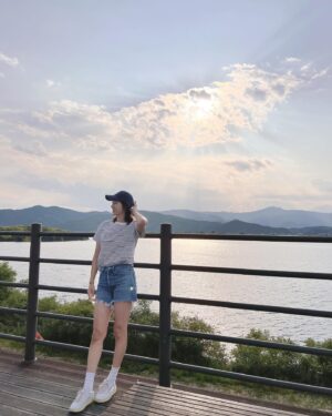 Jang Shin-young Instagram - 👼🏻💕