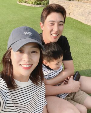 Jang Shin-young Instagram - 👼🏻💕