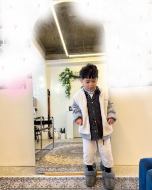 Jang Shin-young Instagram - 😜👼🏻✨💫