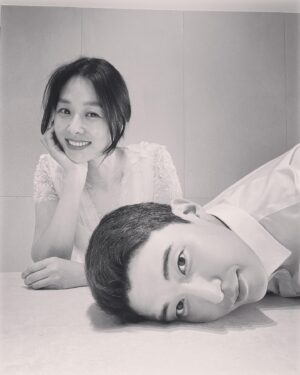 Jang Shin-young Instagram - 💕👩‍❤️‍👨✨결기 5주년 ❤️다시꺼내입어본 웨딩드레스👗👑
