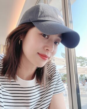 Jang Shin-young Instagram - 👼🏻💕