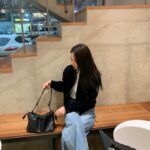 Jang Hui-ryeong Instagram - #loewe#로에베#Flamencopurse 🖤