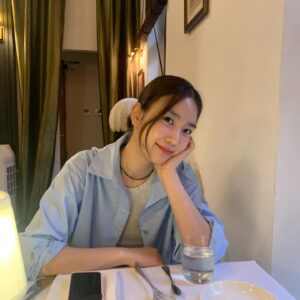 Jang Hui-ryeong Instagram - 태국 사진 끄읏🖤