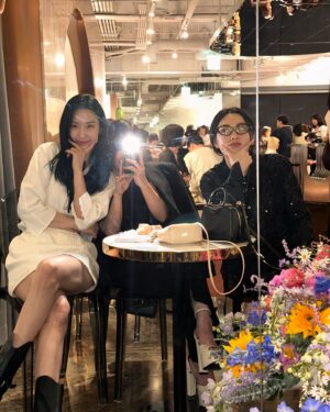 Jang Hui-ryeong Instagram - 우리 수지 원더랜드 🫶🏻🥹최고였다 최고..🥹👍