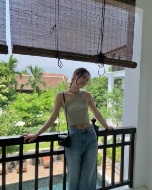 Jang Hui-ryeong Instagram - ☀️