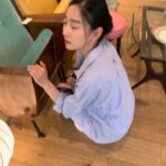 Jang Hui-ryeong Instagram - 요즘 검정머리🖤