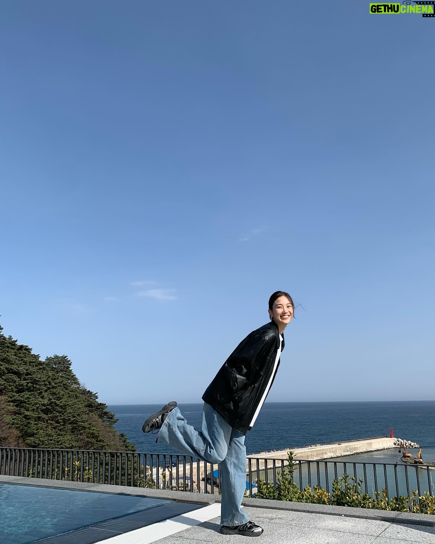Jang Hui-ryeong Instagram - @mlbkorea #광고#MLB신발#MLB에이스러너 4/5일 출시🖤
