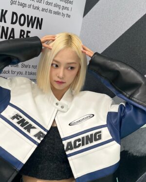 Jang Ye-eun Instagram - ✨