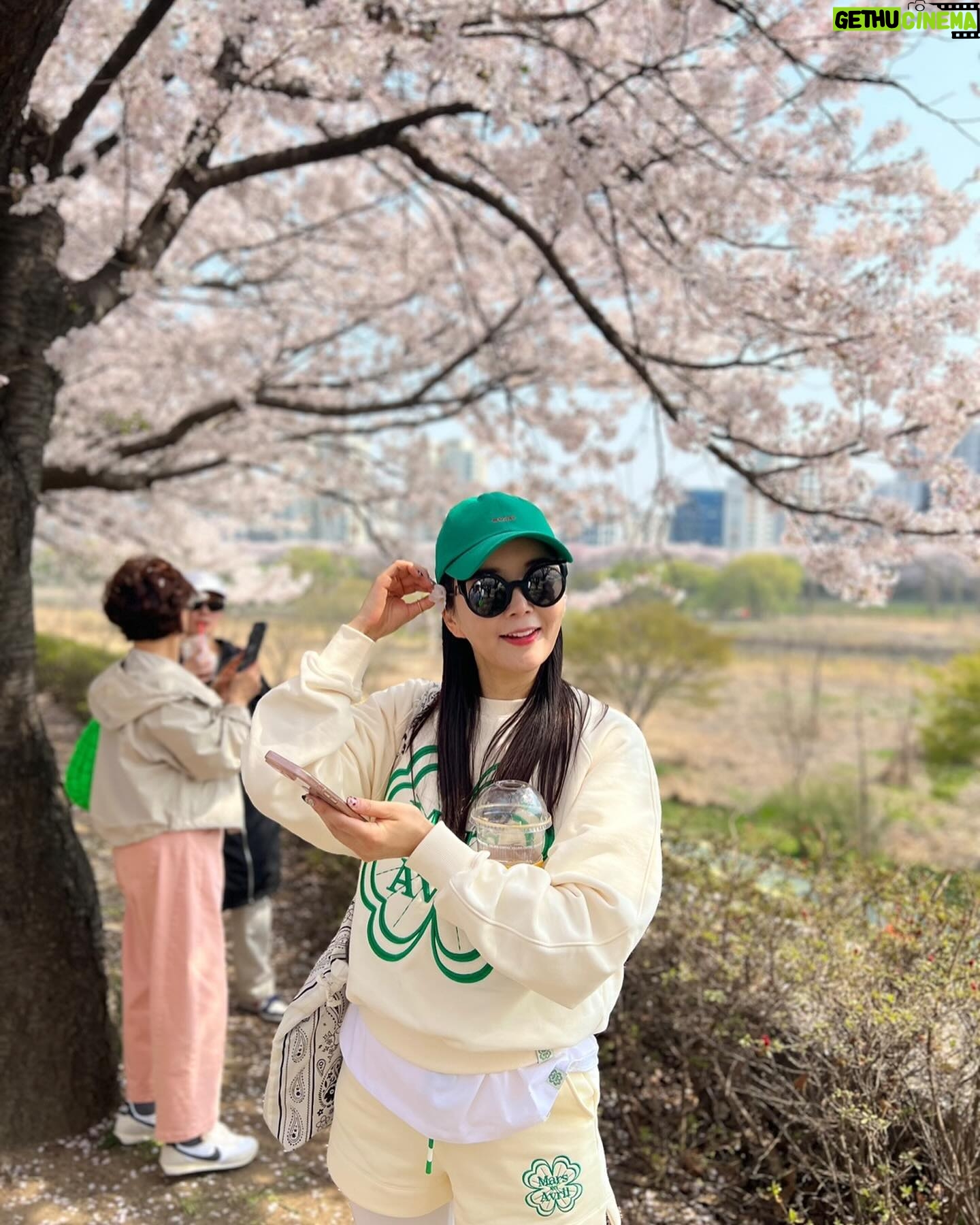 Jang Young-ran - 12K Likes - #ģģģ²ė²ź½źøø ė묓 ģ“ģė¤ģššš
ģØź°ģ”± #ė²ź½źµ¬ź²½šøšøšø
ėģ“ė¤ģėė“ģ šģģ“ė ź² ź½ģ“ ģ“ģ ź¹ģ?š„°
ź°ģ“ģė
#ķģ“ģķź³ š
#ķģ“ģģ
ģ“ģ
그리ź³
#ķģ“ģė¹ģ“ģš
ģ¹ķģøėź°š
ģ¼ģ¬ģ°Øź² ė§ė ėøėė #ė§ģ¤ģøģėøė¦“ @mars_en_avril_official
ģźµ¬ ź³ ģ ė§ģģ“ ģøėš„¹
ģ· ė묓 ģ“ģė¤šššā¤ļø
#ėė°ėė¼ģšš¼š
#ģ„ģėź·øėØš