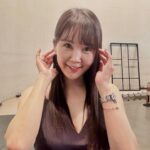 Jang Young-ran Instagram - 이거 참 고민되네🤪 파마를 할까요 말까요? 😅 ㅋ ㅋ 🤪 인생 첫 파마 도전✌🏻할까요? 말까요? 😅😂 주변 지인 의견도 반반 😆가족들 의견도 반반😆 느므느므 고민되네요😁😂 #장영란그램💕 #에이급장영란잘부탁드려요❤😚️❤️ #영라뉴화이팅💪🏻💪🏻💪🏻💕💕