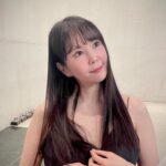Jang Young-ran Instagram - 이거 참 고민되네🤪 파마를 할까요 말까요? 😅 ㅋ ㅋ 🤪 인생 첫 파마 도전✌🏻할까요? 말까요? 😅😂 주변 지인 의견도 반반 😆가족들 의견도 반반😆 느므느므 고민되네요😁😂 #장영란그램💕 #에이급장영란잘부탁드려요❤😚️❤️ #영라뉴화이팅💪🏻💪🏻💪🏻💕💕