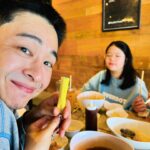Jang Young-ran Instagram - 지우랑 커플자켓 입구 온가족 나들이💓💓 잘 크고 있는 내단짝 친구👍지우😘 우리 인친님들 내새끼님들 잘지내고 계시죠?😁🥰 날이 너무 이쁘네요😘 진짜 봄이 왔나봐요💕 2024년 봄 ❤️ 설레이는 일들 많이 일어나시길요🥹🙏🥰 #영라뉴일주년🥰 @youngranu_official_ #많은사랑감사드려요🙇🏻‍♀️ 늘 모든 열심히 하는 영란이될께유😊😆💓 봄되니 열정이 부글부글 😍🥰 #장영란그램💕 #장블리그램💕 #영라뉴화이팅💪🏻💪🏻💪🏻💕💕 #에이급장영란화이팅💓💓💪🏻