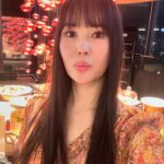 Jang Young-ran Instagram - 당분간 폭풍 셀카 올려도 이해해주실꺼죠?😅😝😝💕 샤랄라 원피스입고💕 사랑하는 딸과😘 많은 응원댓글 너무 너무 감사해요🥹💕🙏 늘 든든해요 🥹진짜루💓👍 늘 솔직하게 진솔하게 다가갈께요🥹😘 #모두행복해져라얍💫 #일반카메라모드👍👏 #장영란그램💕 #에이급장영란화이팅💓💓💪🏻 #영라뉴화이팅💪🏻💪🏻💪🏻💕💕