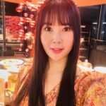 Jang Young-ran Instagram - 당분간 폭풍 셀카 올려도 이해해주실꺼죠?😅😝😝💕 샤랄라 원피스입고💕 사랑하는 딸과😘 많은 응원댓글 너무 너무 감사해요🥹💕🙏 늘 든든해요 🥹진짜루💓👍 늘 솔직하게 진솔하게 다가갈께요🥹😘 #모두행복해져라얍💫 #일반카메라모드👍👏 #장영란그램💕 #에이급장영란화이팅💓💓💪🏻 #영라뉴화이팅💪🏻💪🏻💪🏻💕💕
