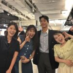 Jang Young-ran Instagram – 정말 오랫동안 팬이었다. 물론 지금도 팬이지만💓🥰

리포터 시절 좋아하는 스타를 실제로 보고 실망한적이 어찌나 많았던지 사실 박보검씨 만나는게 무서웠다😭
(혹시나.. 실망할까봐🥲😭)

근데 근데 😍😍
드뎌 드뎌✌🏻✌🏻
꺄😆😆💕💕💕💕💕
실물영접😭😭😭💕💕💕

실물은 조각 같았구🥰
인성은 보석 같았구💖
그의 연기는 일품이었다👍👍👍👍👍💖💕

만나길 참 잘했다🙏😍초대해줘서 고마워요 보검씨💓
@bogummy 

어제는 연예인이아닌☝️
아줌마 모드 아니 10대소녀로 돌아가 
친구같은 동료들과😍 슬기 나비 진화 향기 가연언니 너무 행복한 시간이었어요💓🙏

10대때 40대 50대 아주머니들을 보면 다 큰 어른이 왜그러나 했는데 😅40대가 되어보니 몸은 나이들어도 내마음은 아직 10대였다😍😂

아그리고 처음보는 실물영접에 10대처럼 다가가지도 못하는 ☺️그냥 바들바들 떨고있는 날 밀어넣은 😁😊👍슬기야 고마워💕 @parkseulgirowa  덕분에 용기내 사진 찍었어🥰🙏 

이피드는 #남편금지피드😅😂

#원더랜드시사회🎫 
#시상식을 방불케한시사회👍
#영화원더랜드많이사랑해주세요💕🙏

#장영란그램💕
#에이급장영란그램💖😍🌈 
#영라뉴화이팅💪🏻💪🏻💪🏻💕💕