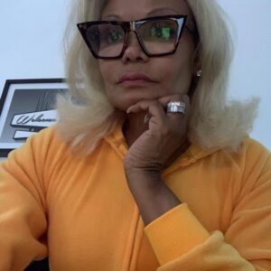Janice Bryant Howroyd Instagram - Tasking at home in a onesie sometimes makes it easier to dig in!