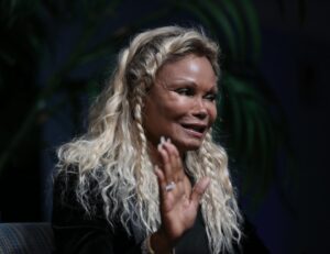 Janice Bryant Howroyd Instagram - When we speak our truths, we create bonds that go beyond the surfaces and touch the souls. It’s not about having all the answers. It’s about being authentic and vulnerable.