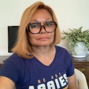 Janice Bryant Howroyd Instagram - Happiness isn't just a feeling; it's a choice. Choose it every day, regardless of the circumstances.
