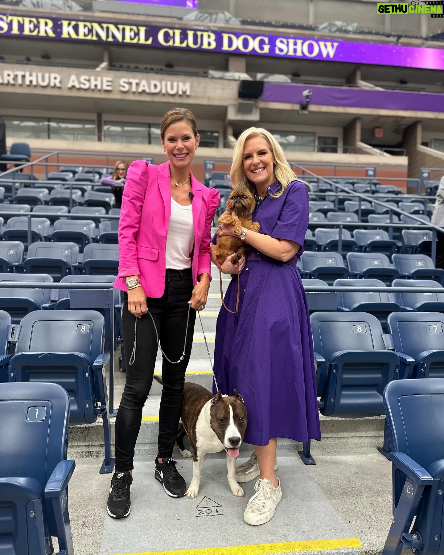 Janice Dean Instagram - Special thanks to my friend @JamieLittleTV for giving us a preview of tonight’s #BestinShow competition @FOXSports @foxnation @westminsterkennelclub