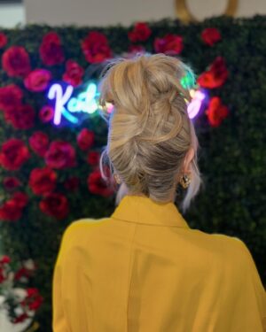 Janice Dean Instagram - I have to show you all the back “story” of the hat and the hair!  @camhatsnyc @javihairr perfection!