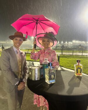 Janice Dean Instagram - A few more “behind the scenes pictures of this year’s 150th @kentuckyderby 🤣