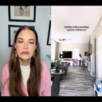 Janice Dickinson Instagram - eek… #modelreview #runwaywalk #explore
