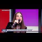 Janice Dickinson Instagram - Performing my new single FLOOR for the first time on @fox5ny's Good Day New York. I hope you all liked it ♥️🎶🎤 #gooddayny🗽
