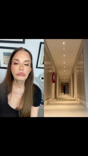 Janice Dickinson Instagram - What do y’all think would’ve made this a 10? #modelreview #runwaywalk