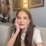 Janice Dickinson Instagram - Putting a spin on it #hrhcollection #janicedickinson