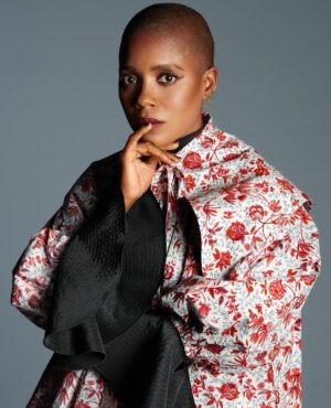 Janicza Bravo Instagram - I stopped by @rupaulsdragrace to help the queens act their padded asses off 🎬! An all-new #AllStars7 — streaming on @paramountplus! ✨ 

Dressed by @laura_sophie_cox 
Face by @andremakeup