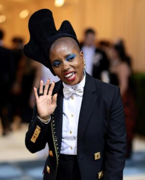 Janicza Bravo Instagram - Monday May 2nd, first Monday in May. I’m geriatric so posting in real time is not a skill set I possess.

Thank you to @schiaparelli   @danielroseberry. 
You took care of me. I won’t soon forget. And to the folks @costumeinstitutelibrary   @voguemagazine, it was a treat to be had. 

🎩 @stephenjonesmillinery, 💄 @yukihayashi89, 💎@lisaeisnerjewelry