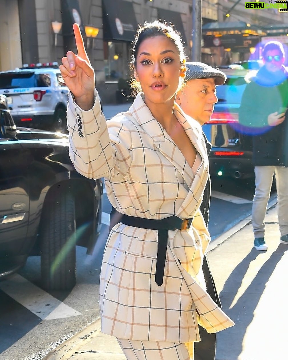 Janina Gavankar - 7.5K Likes - Happy Nov 1st! First up, Diwali! Whether youāre desi or not, are you celebrating?