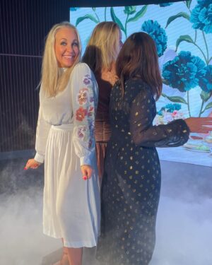 Janne Formoe Instagram - Folk og absolutt ingen fe å spore i mai!