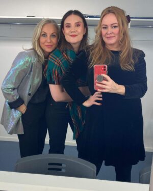 Janne Formoe Instagram - 2022 du var gøy au, men takk og lov for at du er her 2023! 🌟