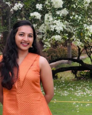Janvi Byju Instagram - Outfit: @udupp_by_devikaraju @_udupp_store 🧡

#collaboration #vishucollection