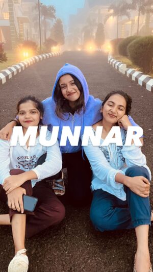 Janvi Byju Instagram - @sprisemunnar 💙

#munnar #munnardiaries #minivlog #keralagram #trendingreels #trending #reelsinstagram #reelsindia #travel ##travelgram #friendship #fyp #fypシ