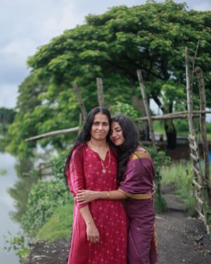 Janvi Byju Instagram - 👩‍👧

Click: @bronzeback_films 

#motherdaughter #photoshoot #kadamakudy #kochi #kochigram #kochidiaries