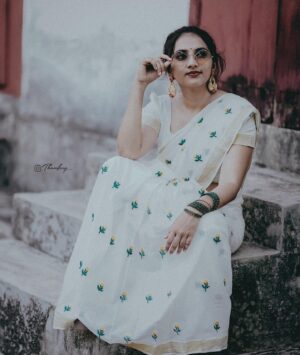 Janvi Byju Instagram - 😎
Click: @thawfeeq__