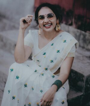 Janvi Byju Instagram - 😎
Click: @thawfeeq__